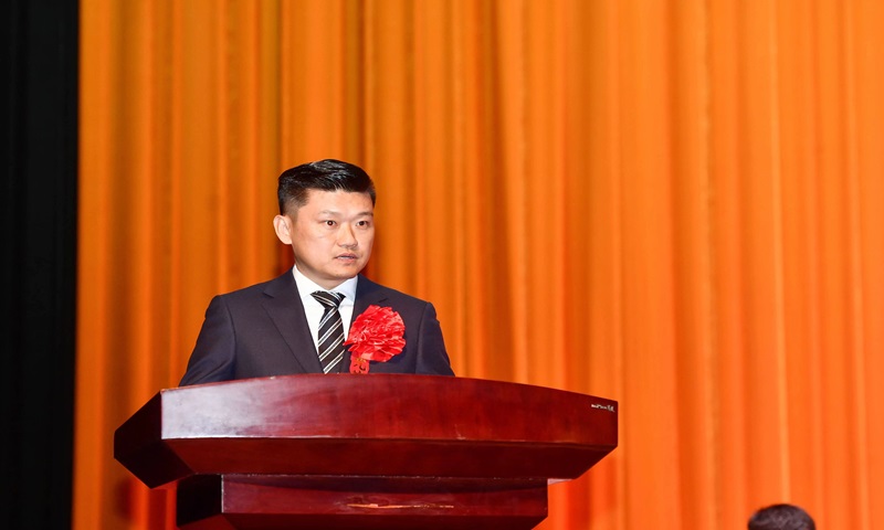 ��8ͷ�����(�й���½)-�ٷ���վ