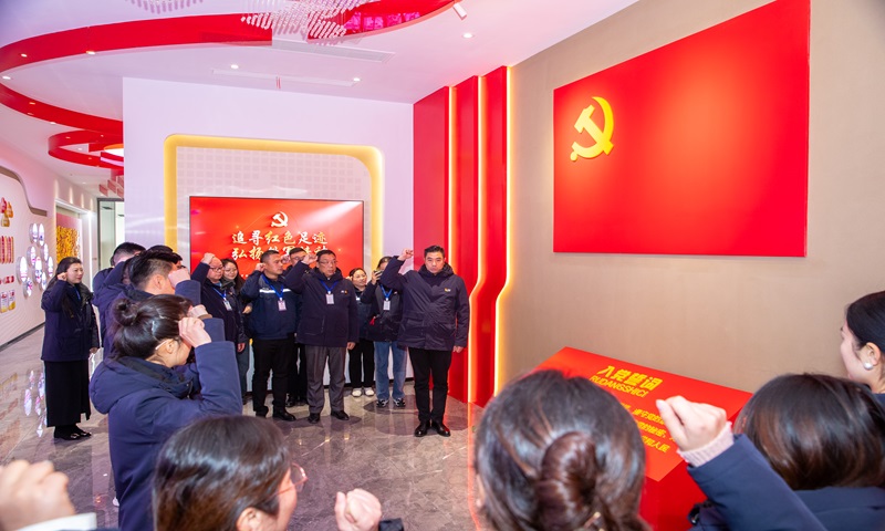 ��8ͷ�����(�й���½)-�ٷ���վ